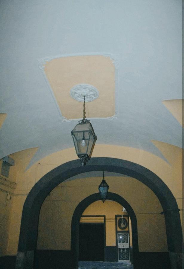 Piccola Maison Nel Centro Di Napoli ภายนอก รูปภาพ