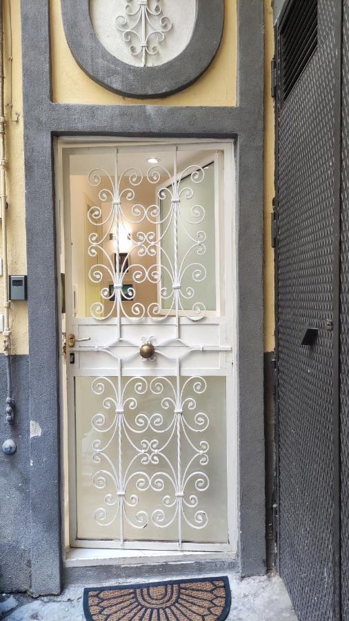 Piccola Maison Nel Centro Di Napoli ภายนอก รูปภาพ
